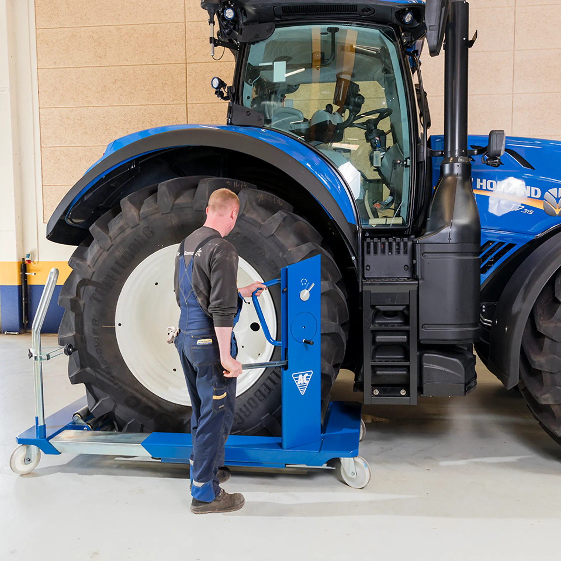 Tractor Wheeltrolley